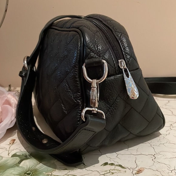 SANTA BARBARA Polo & Racquet Club Genuine Leather Quilted Crossbody Bag - Picture 2 of 6